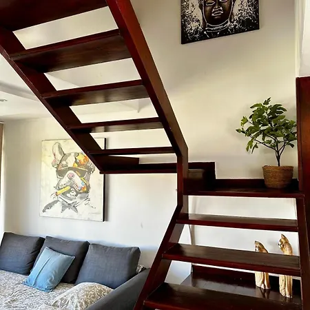 Amazing Duplex Americas Apartment *